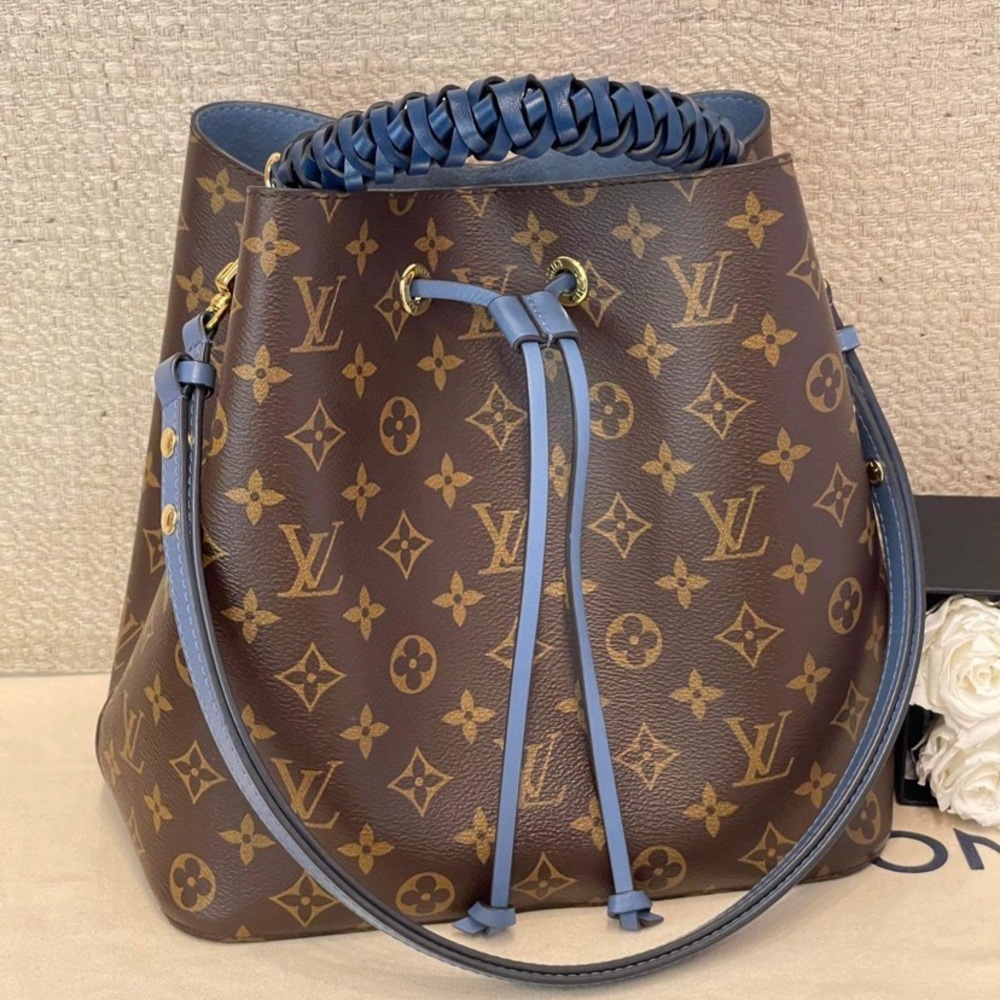 100% authentic Neonoe blue Jean Monogram